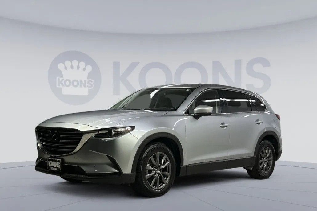 2023 Mazda CX-9 Touring photo 1