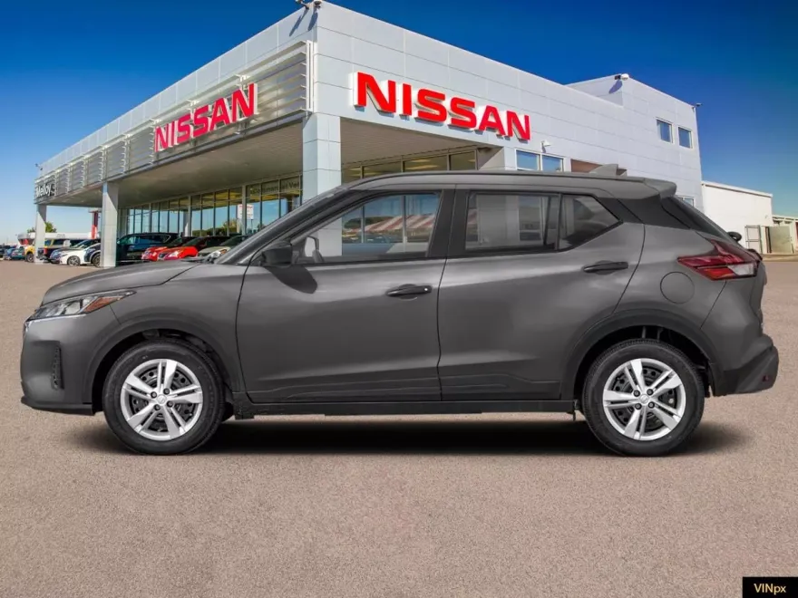 2025 Nissan Kicks Play S photo 1