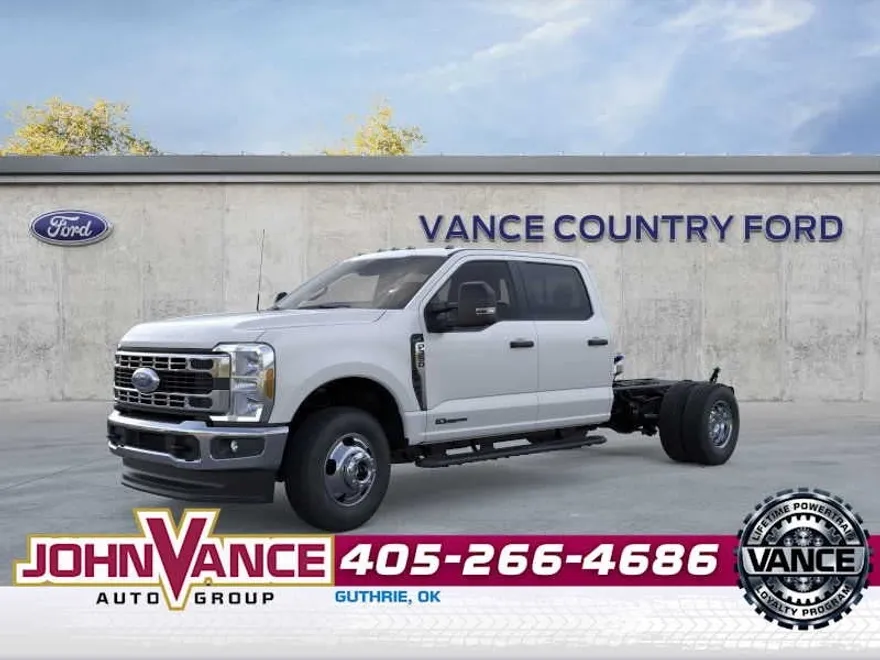 2025 Ford F-350 XL photo 1
