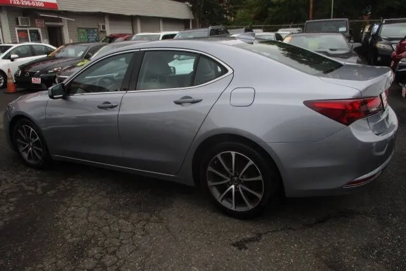 2016 Acura TLX SH-AWD Advance photo 1
