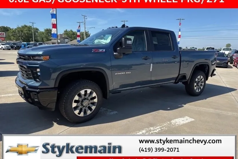 2026 Chevrolet Silverado 2500HD Custom photo 1