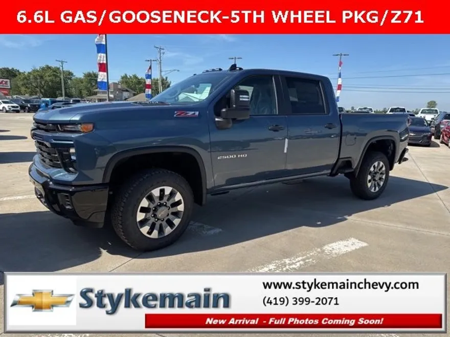 2026 Chevrolet Silverado 2500HD Custom photo 1