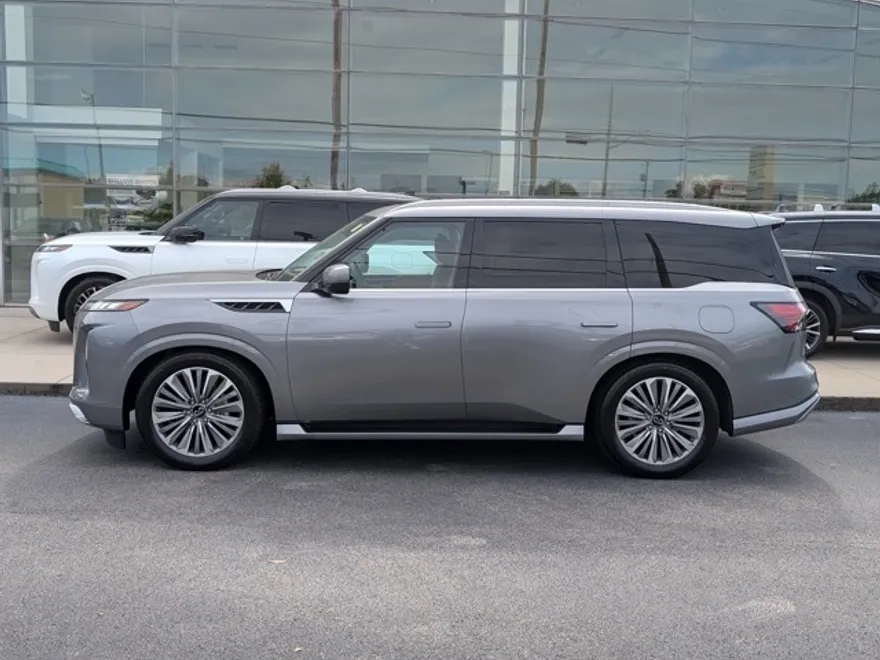 2025 Infiniti QX80 Sensory photo 1