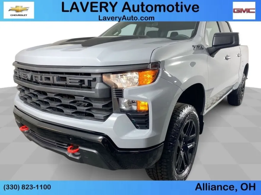 2025 Chevrolet Silverado 1500 Custom Trail Boss photo 1