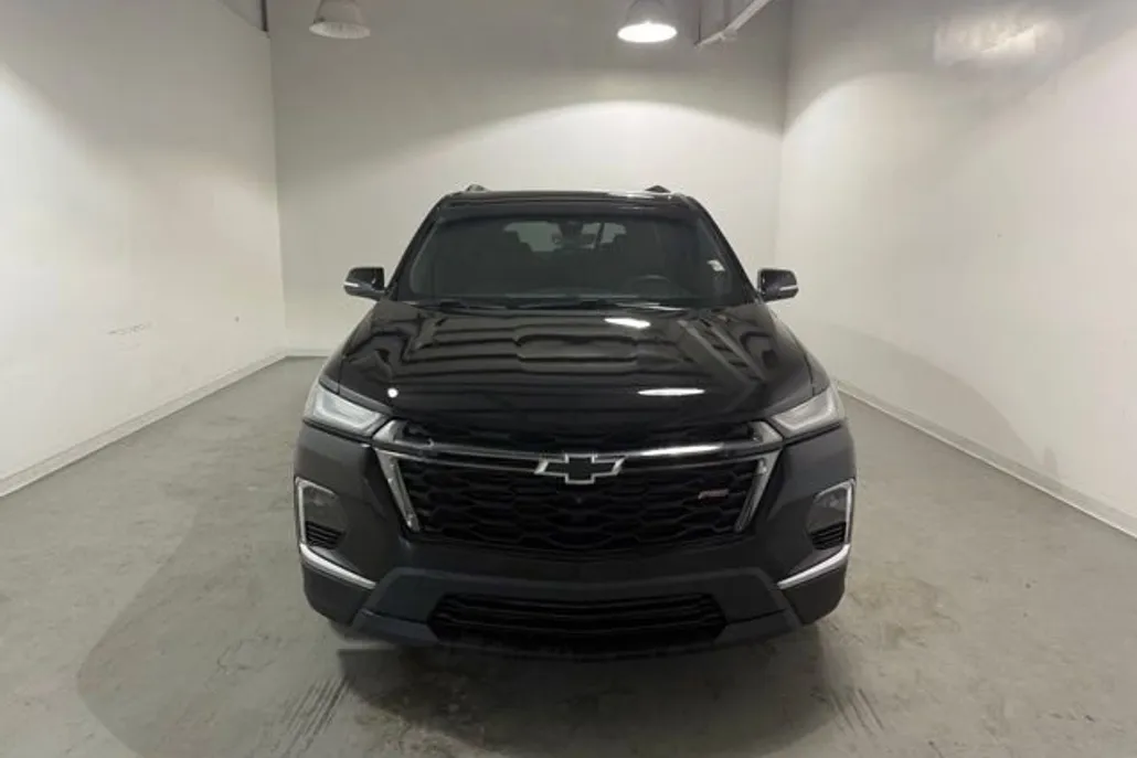 2023 Chevrolet Traverse RS photo 1