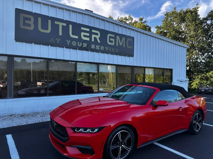 2024 Ford Mustang EcoBoost photo 1