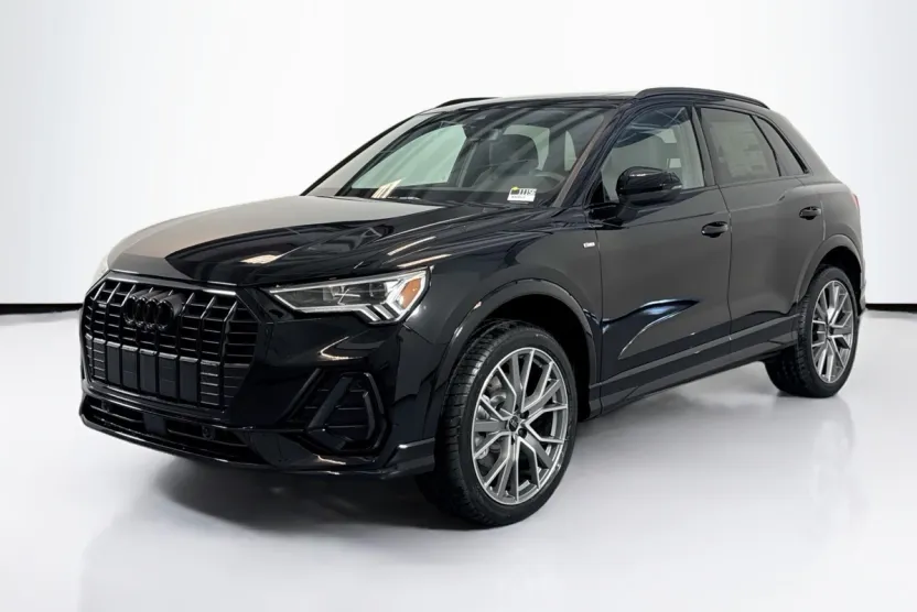 2025 Audi Q3 S line Premium Plus 45 TFSI photo 1