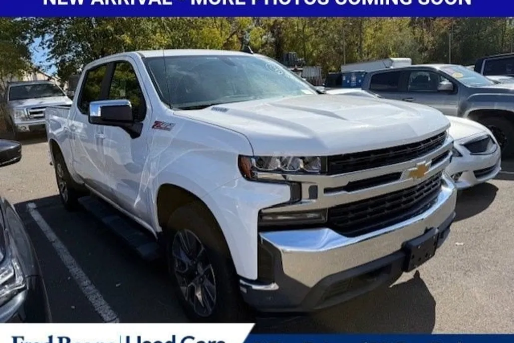 2021 Chevrolet Silverado 1500 LT photo 1