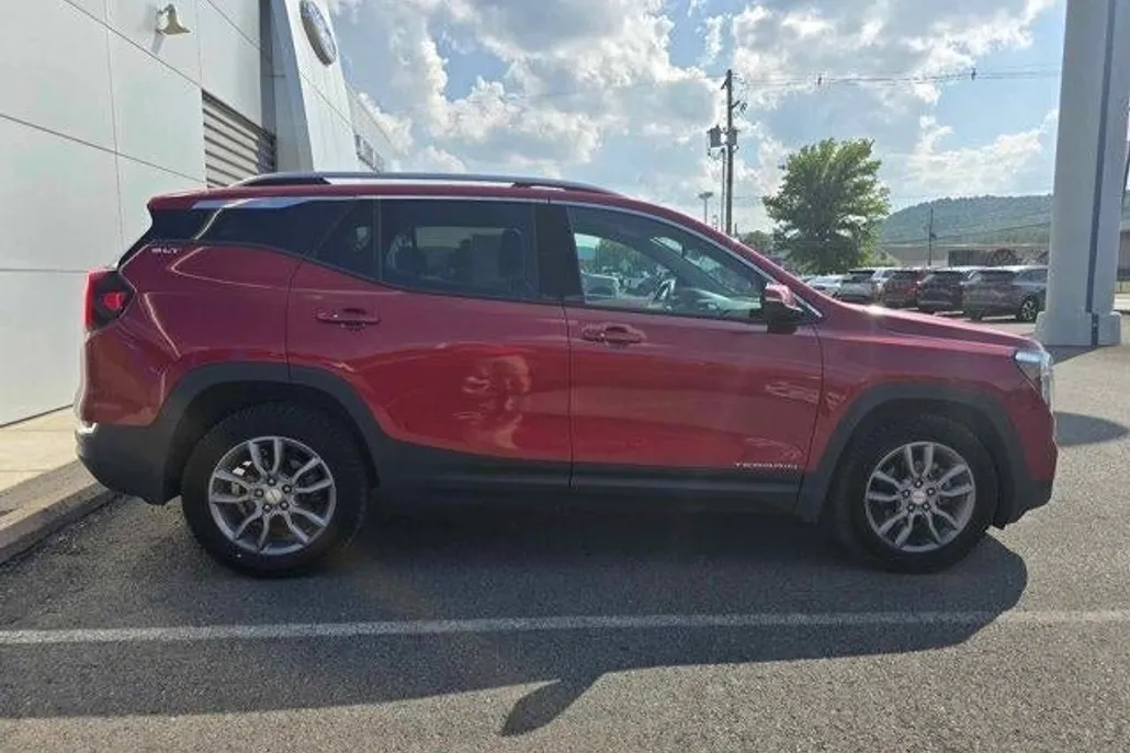 2022 Gmc Terrain SLT photo 1