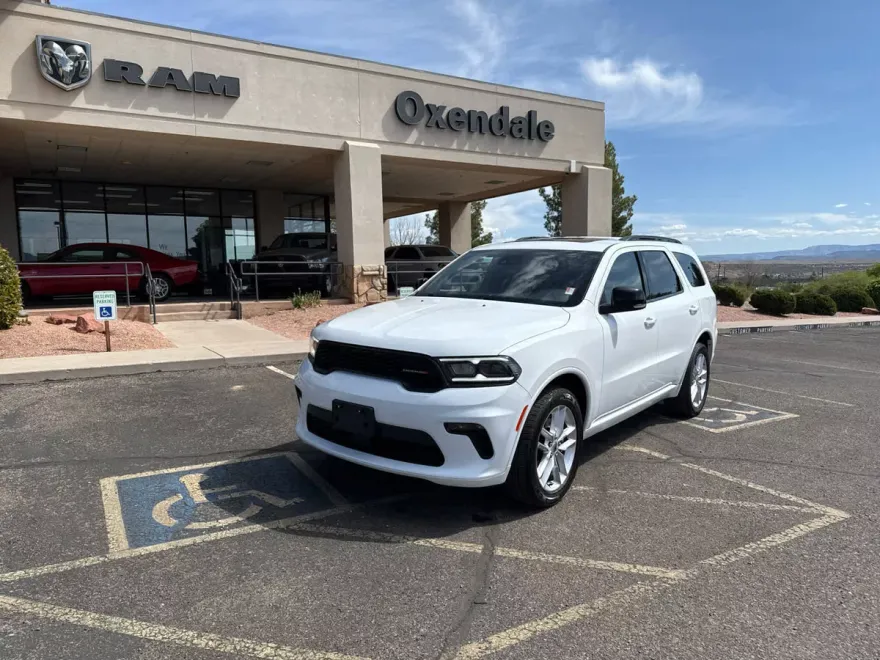 2023 Dodge Durango GT Plus photo 1