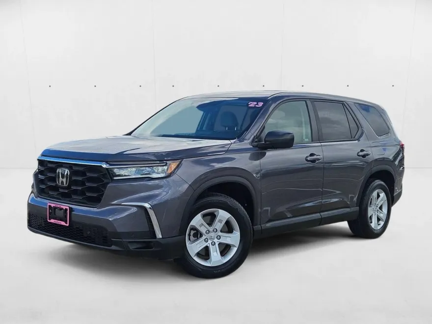 2023 Honda Pilot LX photo 1