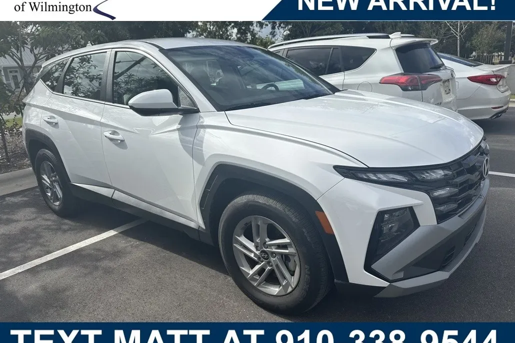 2025 Hyundai Tucson SE photo 1