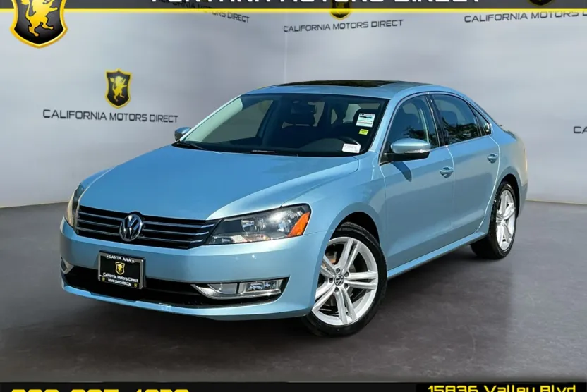 2013 Volkswagen Passat SE photo 1