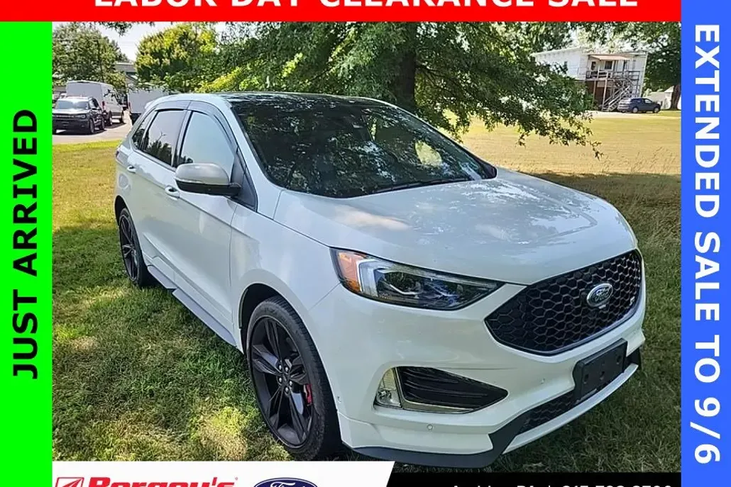 2022 Ford Edge ST photo 1