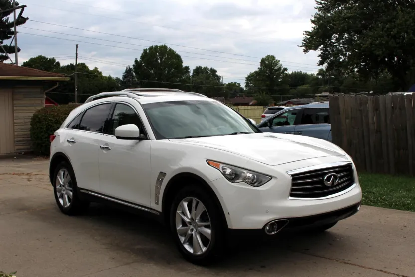 2012 Infiniti FX35 photo 1