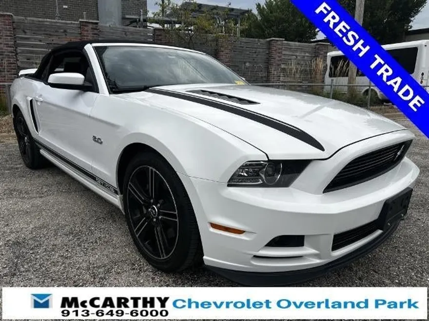 2014 Ford Mustang GT Premium photo 1