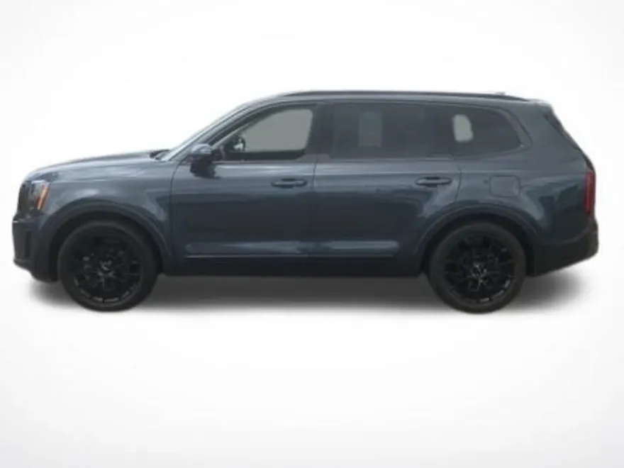 2022 Kia Telluride SX photo 1