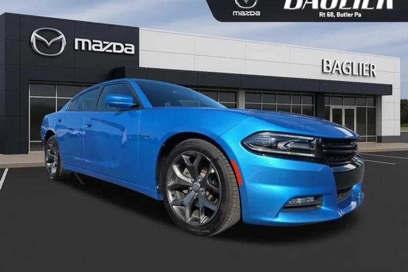 2015 Dodge Charger R/T photo 1
