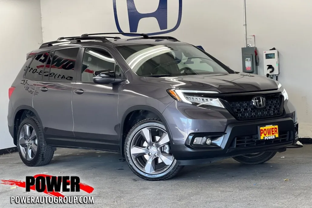 2021 Honda Passport Touring photo 1