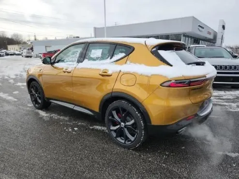 2024 Dodge Hornet R/T Plus photo 4