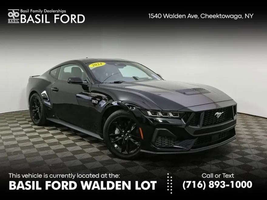 2024 Ford Mustang GT photo 1