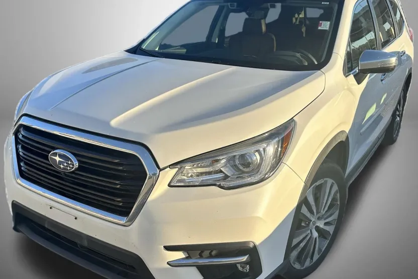 2022 Subaru Ascent Touring photo 1