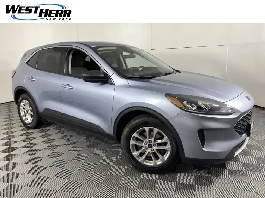 2022 Ford Escape SE photo 1