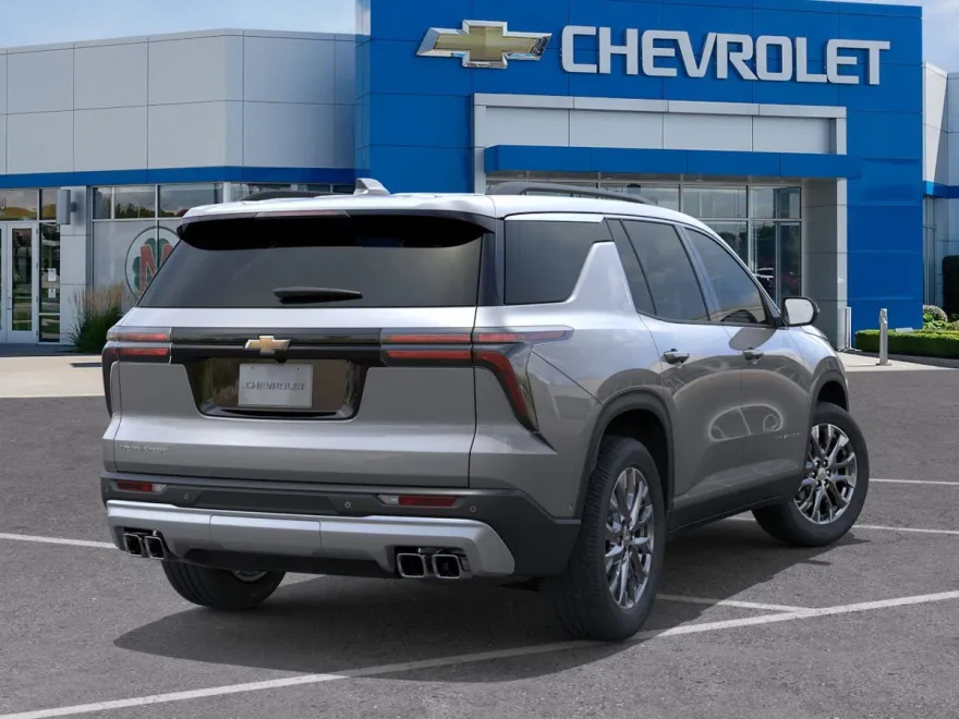 2025 Chevrolet Traverse photo 1