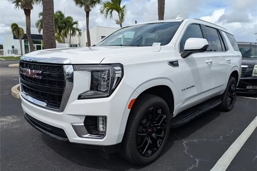 2023 Gmc Yukon SLE photo 1
