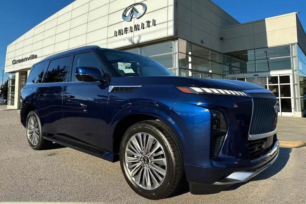 2025 Infiniti QX80 Luxe photo 1