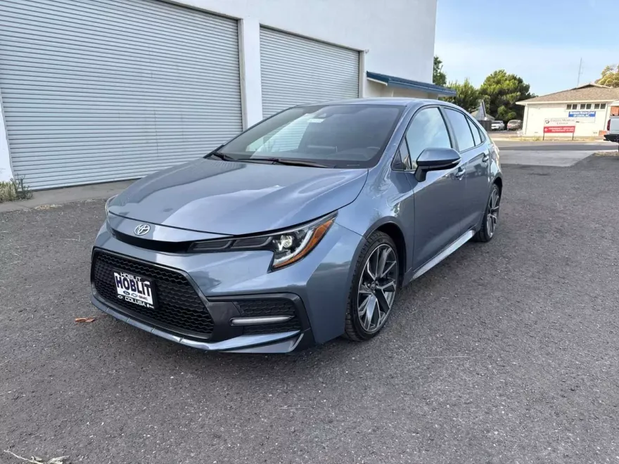 2021 Toyota Corolla SE photo 1