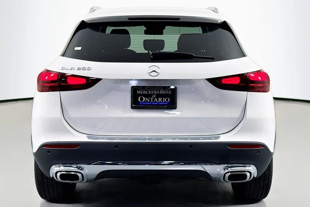 2025 Mercedes Benz GLA 250 photo 1