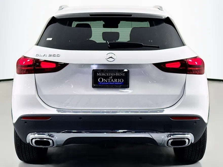 2025 Mercedes Benz GLA 250 photo 1