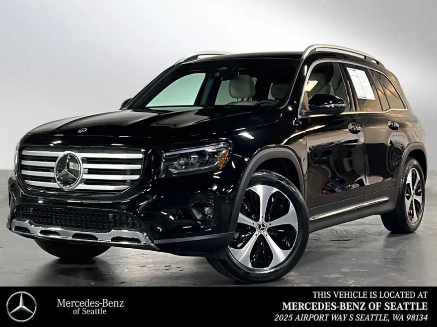 2025 Mercedes Benz GLB 250 4MATIC photo 1