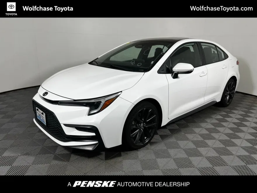 2023 Toyota Corolla XSE photo 1