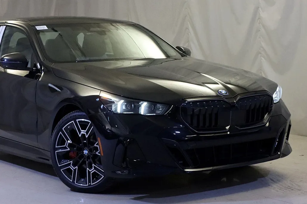 2026 Bmw 550e xDrive photo 1