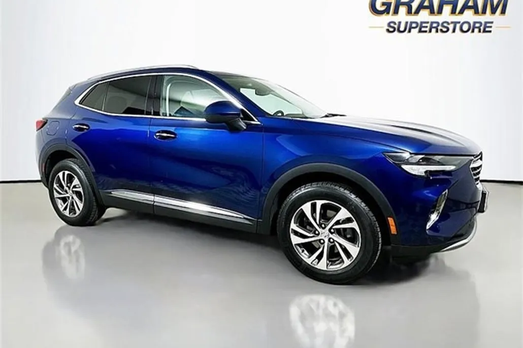 2023 Buick Envision Essence photo 1