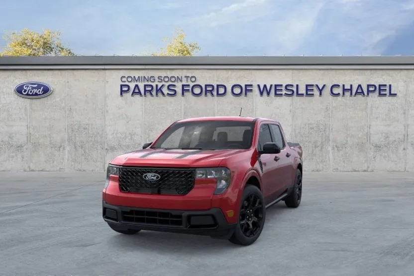 2025 Ford Maverick XLT photo 1