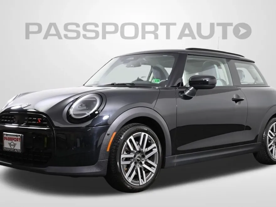 2025 Mini Cooper 2 Door Hardtop S photo 1
