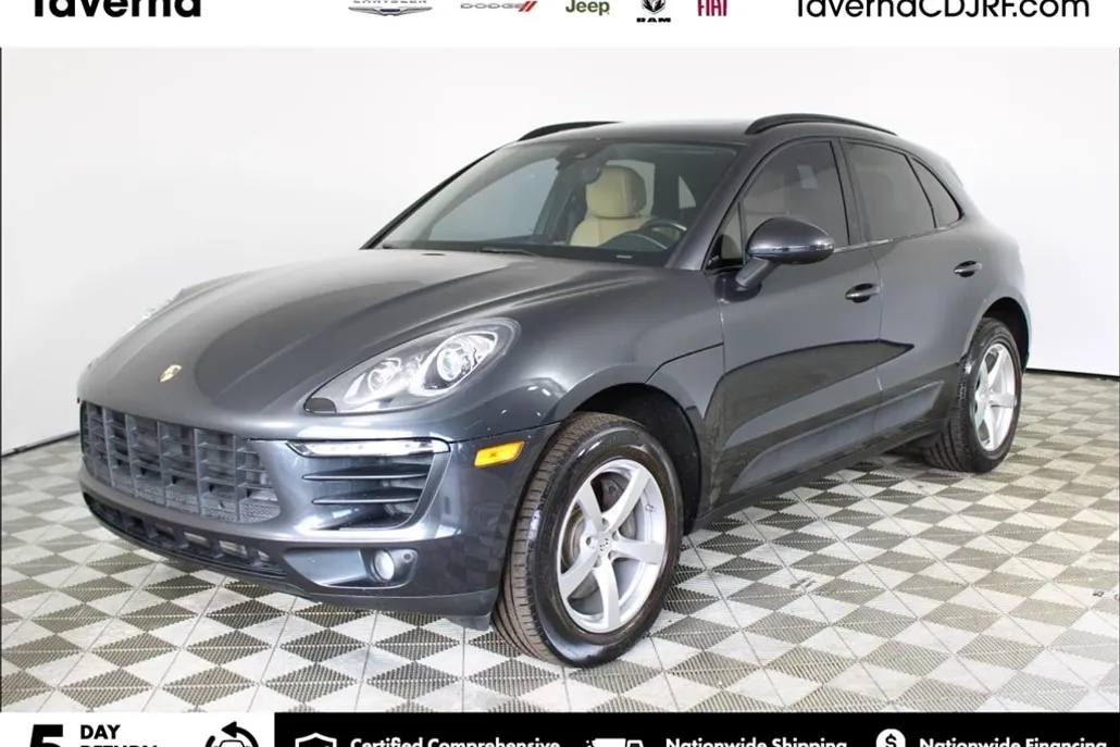 2017 Porsche Macan Base photo 1