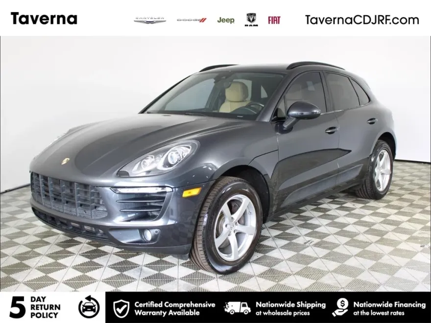 2017 Porsche Macan Base photo 1