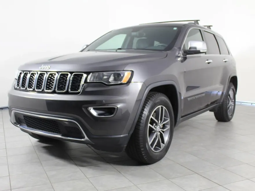 2017 Jeep Grand Cherokee Limited photo 1