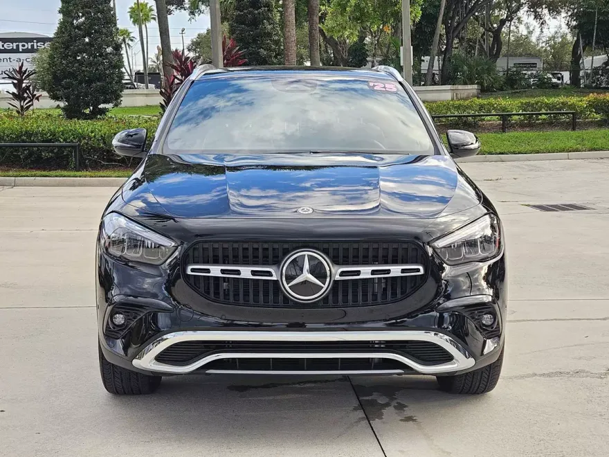 2025 Mercedes Benz GLA 250 photo 1
