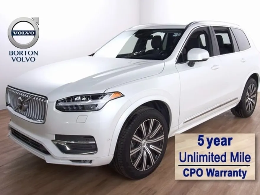 2024 Volvo XC90 Plus photo 1