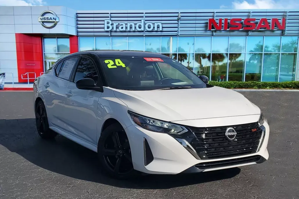 2024 Nissan Sentra SR photo 1