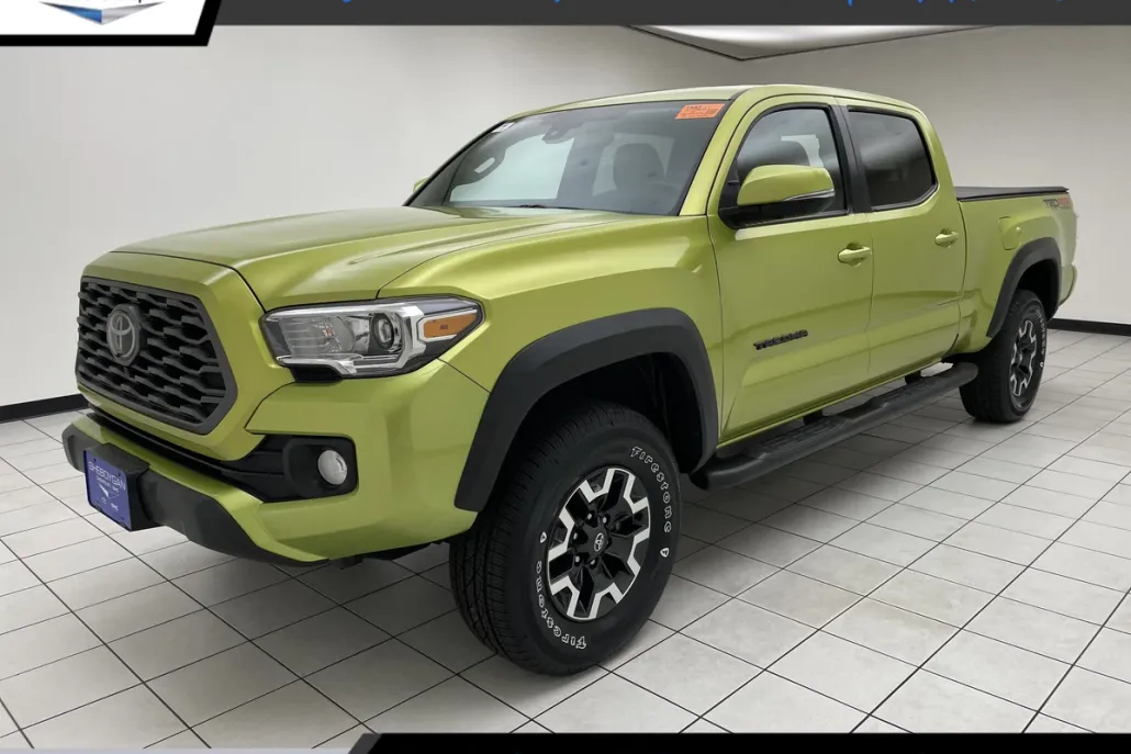 2023 Toyota Tacoma 4x4 SR5 photo 1