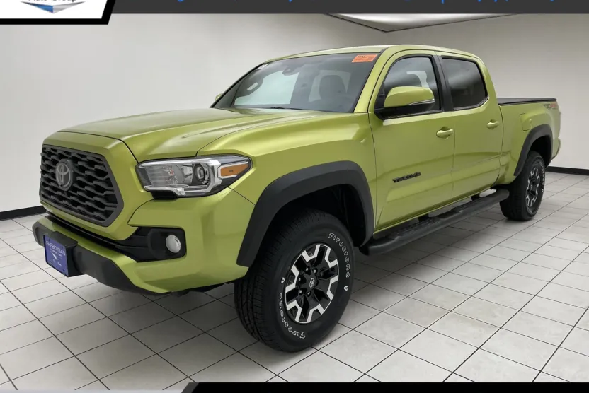 2023 Toyota Tacoma 4x4 SR5 photo 1
