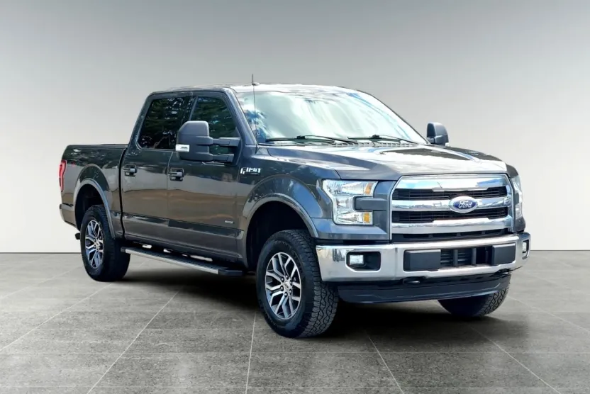 2015 Ford F-150 Lariat photo 1