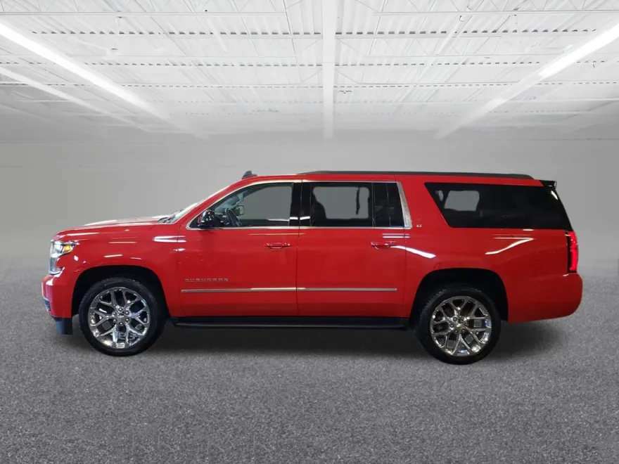 2020 Chevrolet Suburban LT photo 1