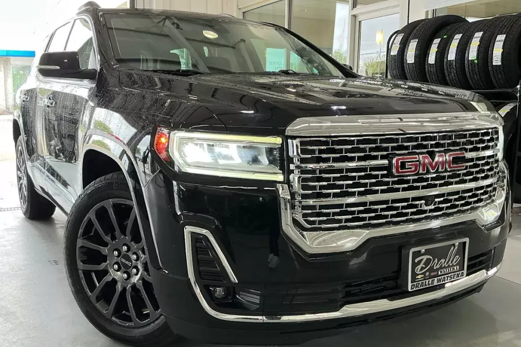 2023 Gmc Acadia Denali photo 1